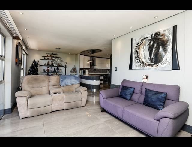 2 BEDROOM APARTMENT FOR SALE IN MORNINGSIDE